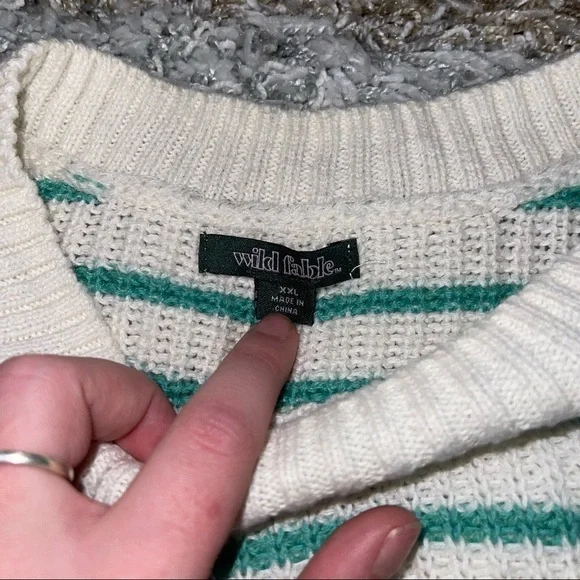 Wild Fable Striped Cable Knit Cropped Sweater Long Sleeve Pull On WOMENS XXL - Picture 2 of 2